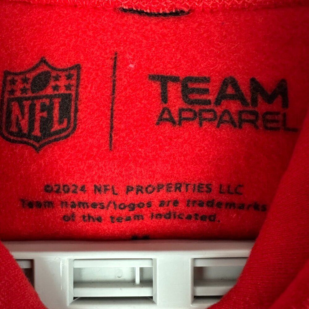 KANSAS CITY CHEFS MEN'S HOODED PULLOVER RED SWEATSHIRT , SIZE M MEDIUM - Picture 2 of 8